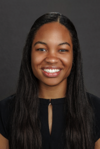 Traevia Morris headshot